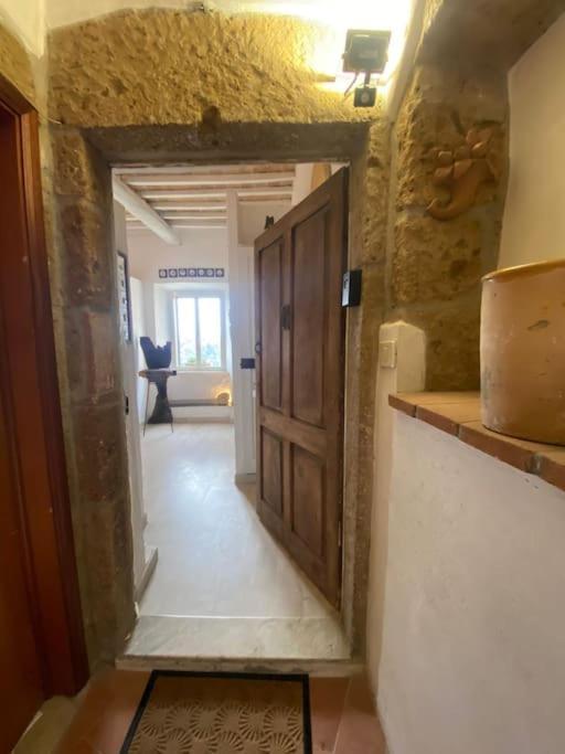 Ferienwohnung La Sorpresa Sul Bastione With Panoramic Balcony Pitigliano Exterior foto
